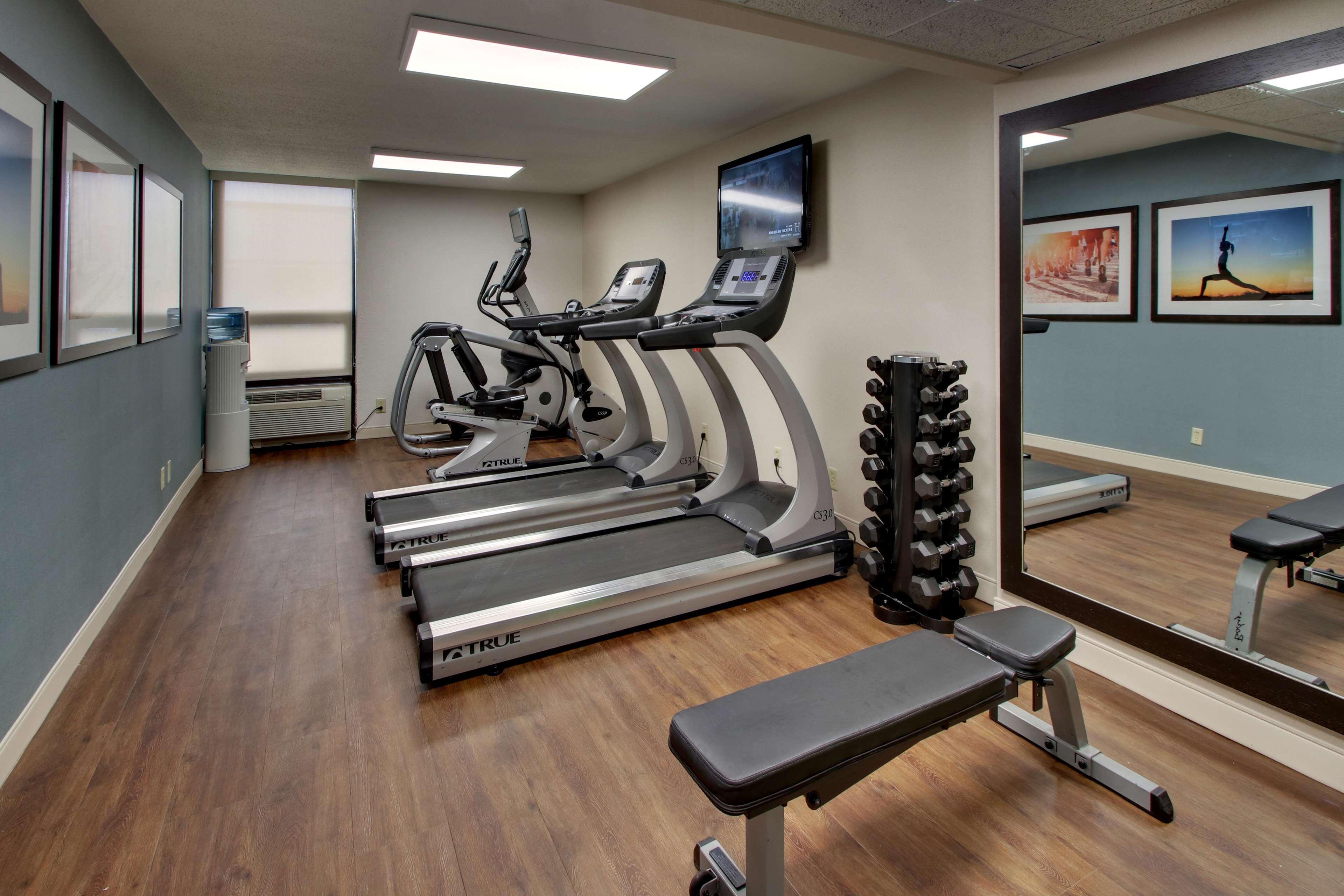 Best Western Plus Indianapolis North At Pyramids Екстер'єр фото