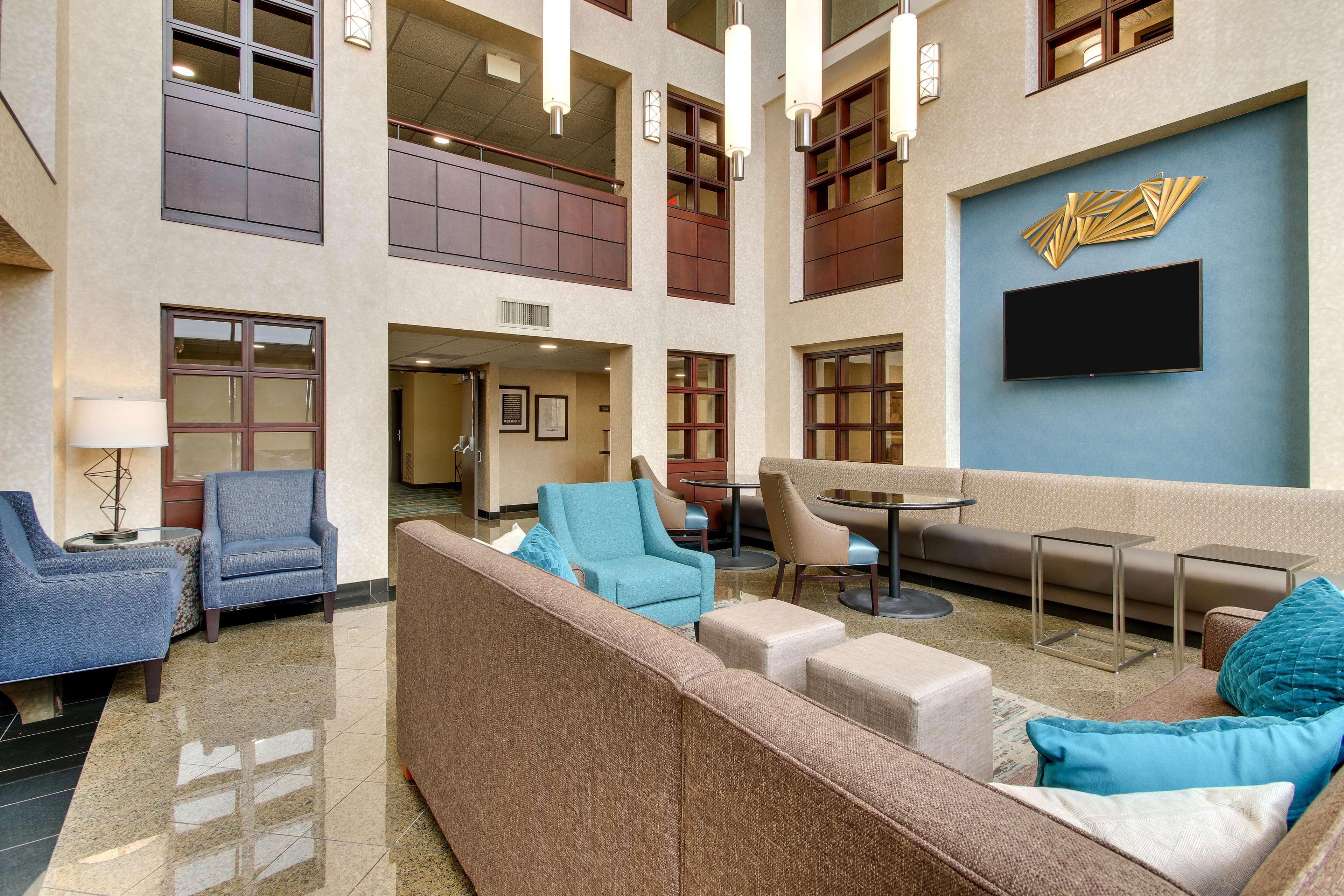 Best Western Plus Indianapolis North At Pyramids Екстер'єр фото